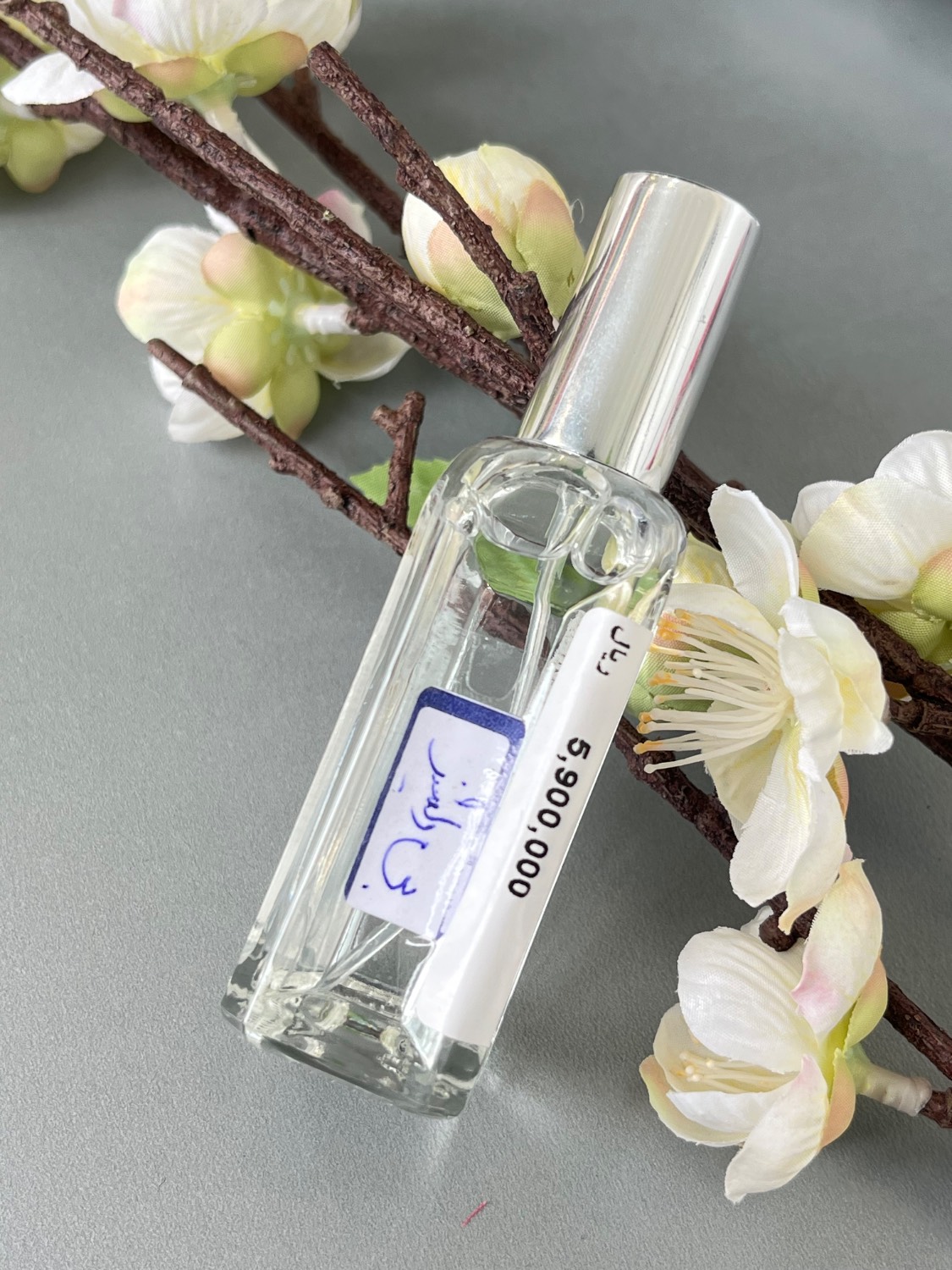 عطر زنانه اورجینال